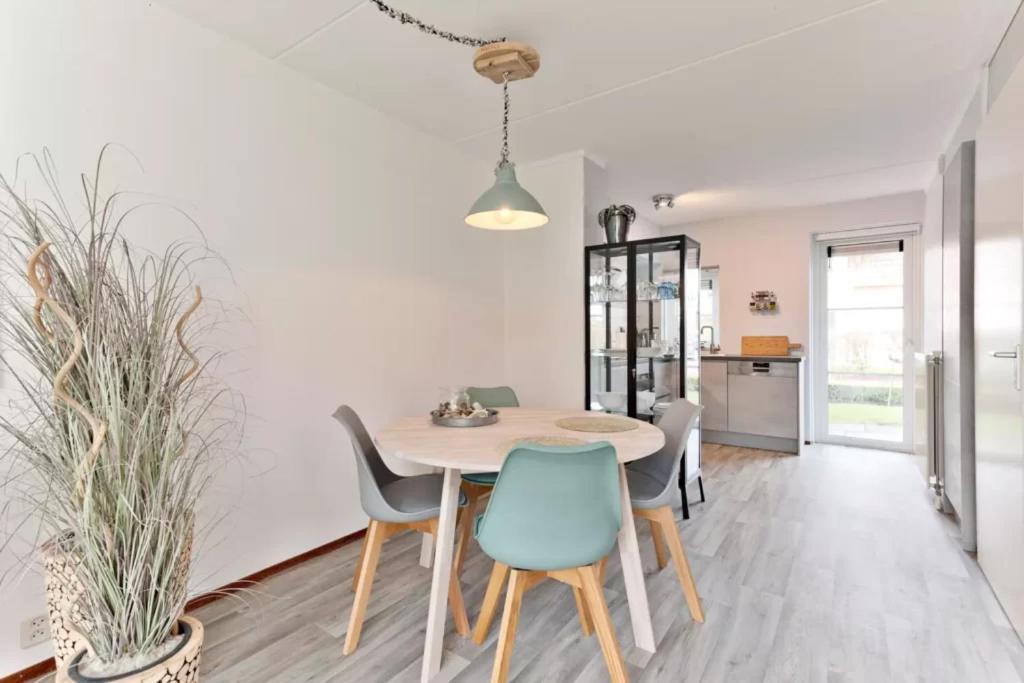 Vakantiehuis Met Luxe Tuin Dichtbij Het Strand Kamperland Eksteriør bilde