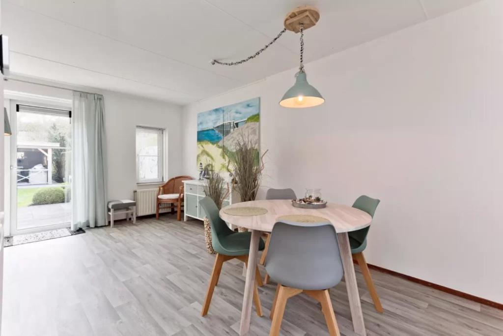 Vakantiehuis Met Luxe Tuin Dichtbij Het Strand Kamperland Eksteriør bilde